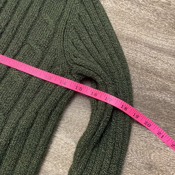 White Stag dark green sweater with zipper - Picture 5 of 5